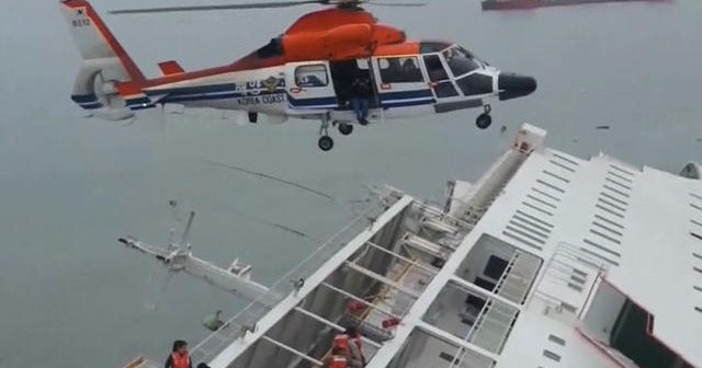 Four more crew members detained in South Korea ferry disaster