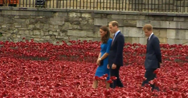 WWI Anniversary: Prince William and Princess Kate honor fallen British soldiers