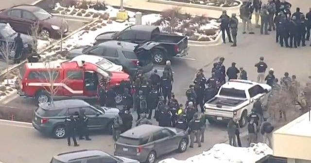 Local journalist discusses the Boulder, Colorado supermarket mass shooting - CBS News
