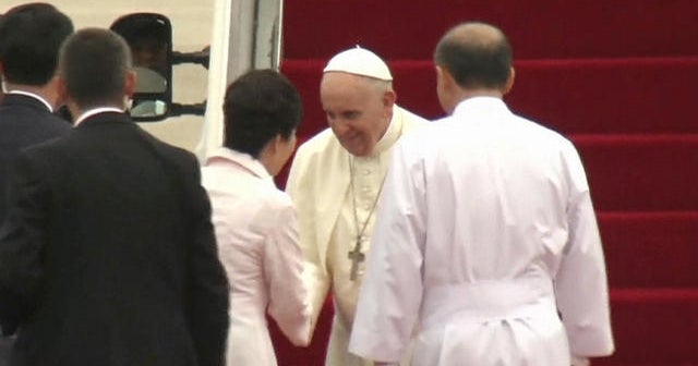 Pope Francis pays historic visit to South Korea, sends telegram to China