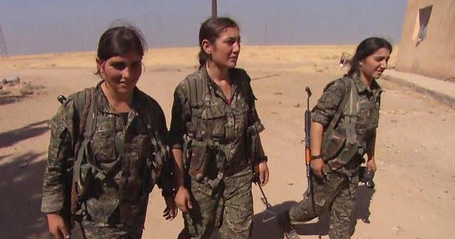 Women, teens defend Syrian village from ISIS