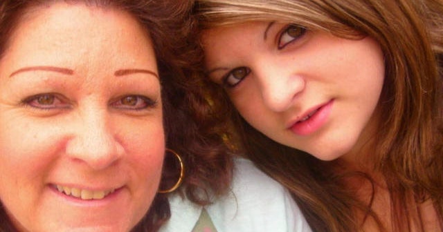 Mother and teen fight Connecticut over forced chemotherapy