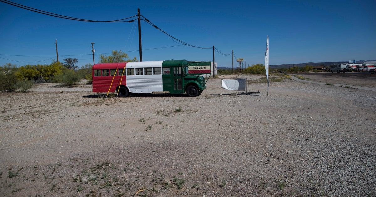 Asylum seekers left in small border town