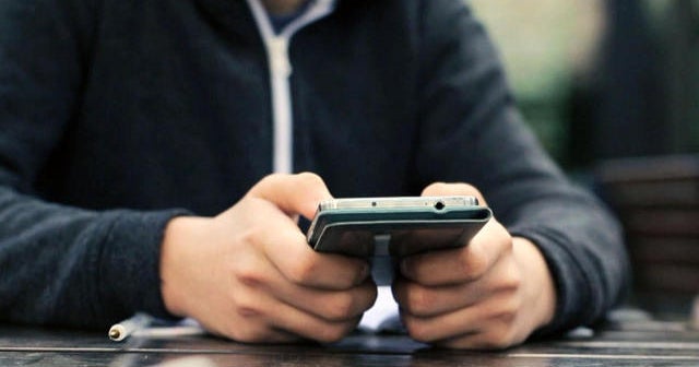 Crisis Text Line helps reach teens in trouble