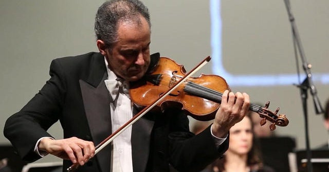 Jewish violinist completes father’s work decades after Nazi injustice