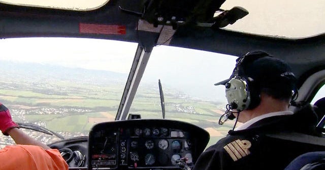 Crews scour Reunion coast for Malaysia Airlines Flight 370 debris