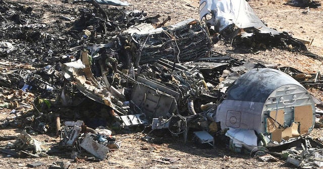 Bomb may have caused Russian plane crash