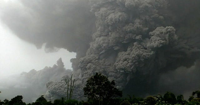 Deadly volcano erupts in Indonesia