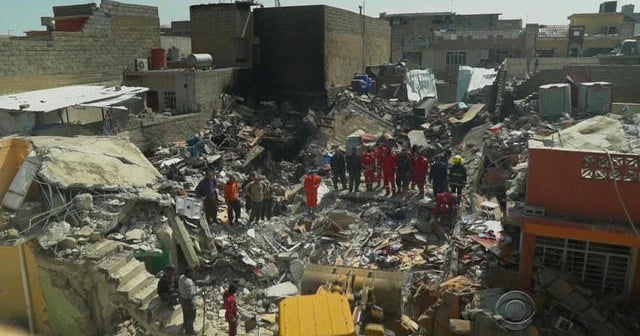 Mosul airstrike under investigation after at least 100 killed in huge explosion