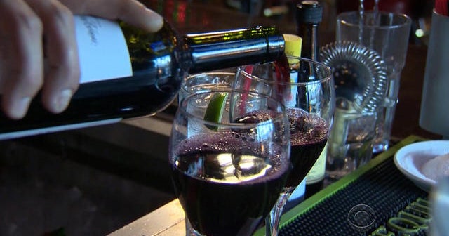 Report finds link between daily glass of alcohol and breast cancer