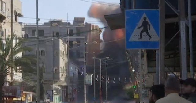 CBS Weekend News headlines for Saturday, May 16, 2021