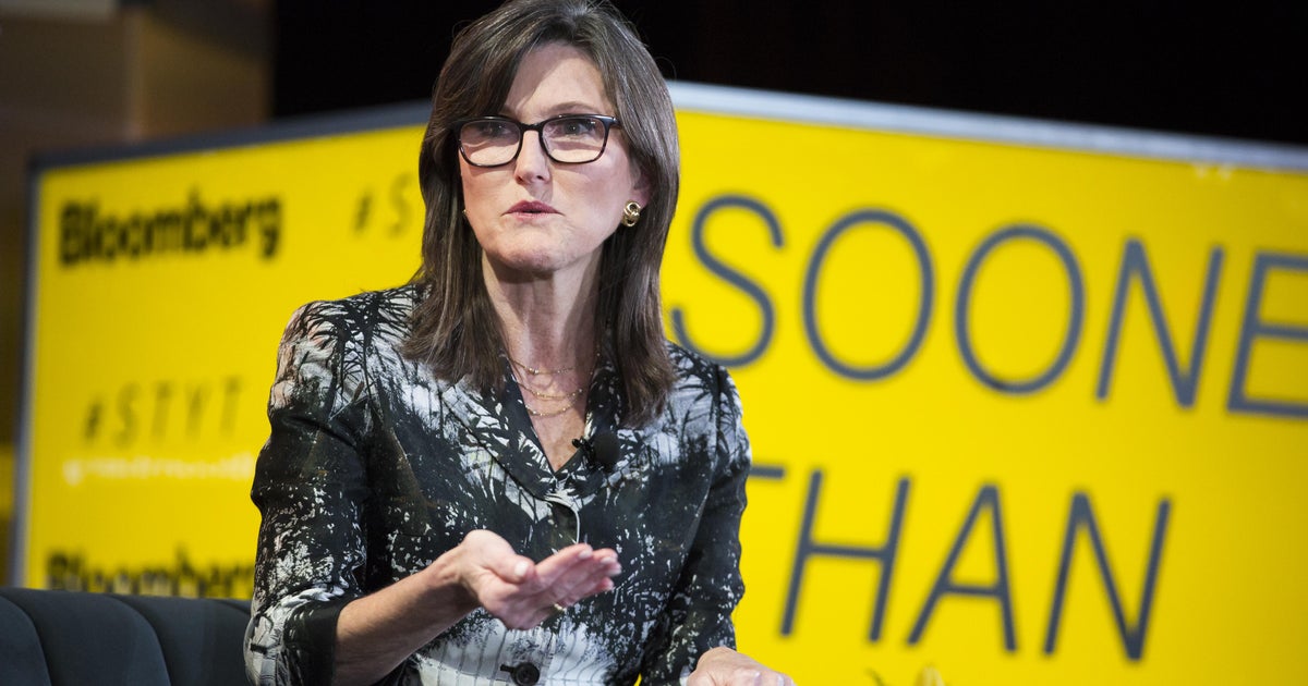 Last Year S Hottest Wall Street Fund Manager Enters A Deep Freeze Cbs News