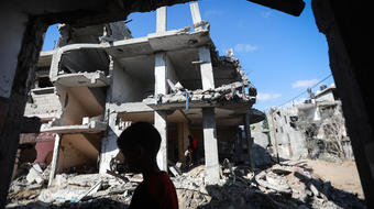 As cease-fire holds in Gaza, residents survey the damage 