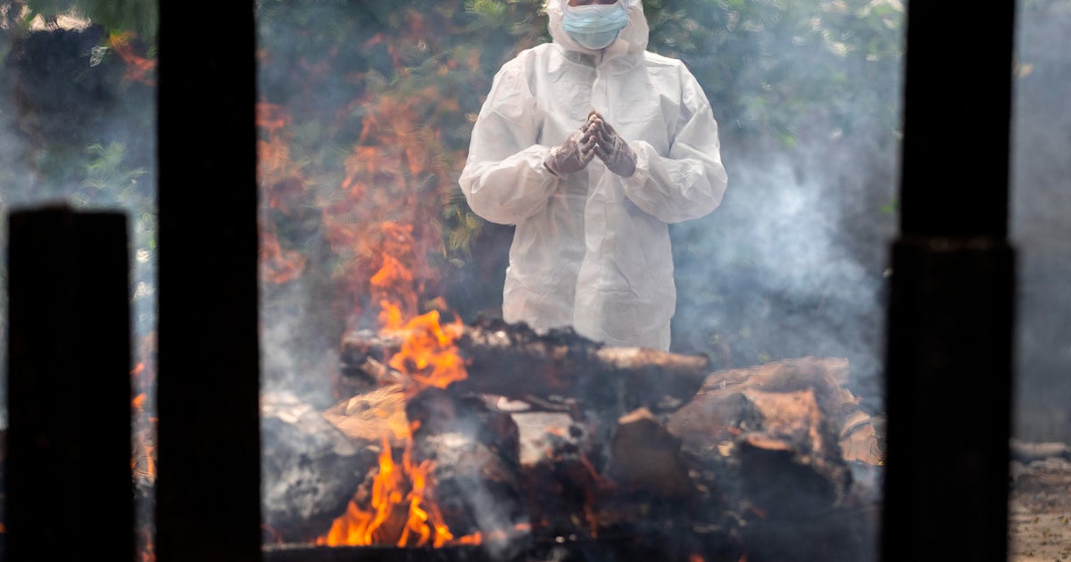 India's COVID-19 death toll tops 300,000, third highest in the world