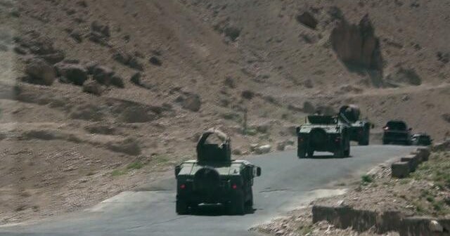 CBS News on front lines with Afghan Army, uprising fighters who are battling Taliban takeover