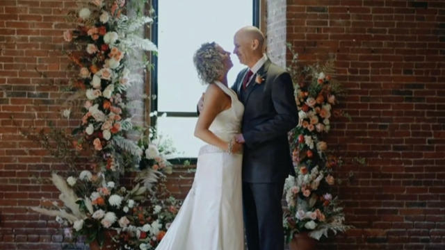 Alzheimer's made him forget he was married. He proposed to his wife again.  - CBS News