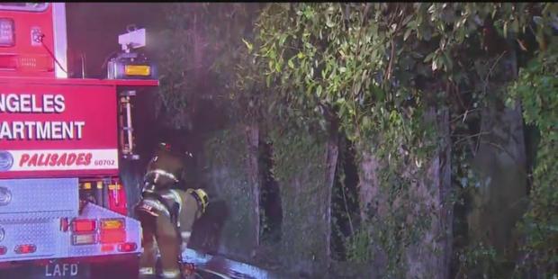 Large Flames Rip Through Pacific Palisades Home 