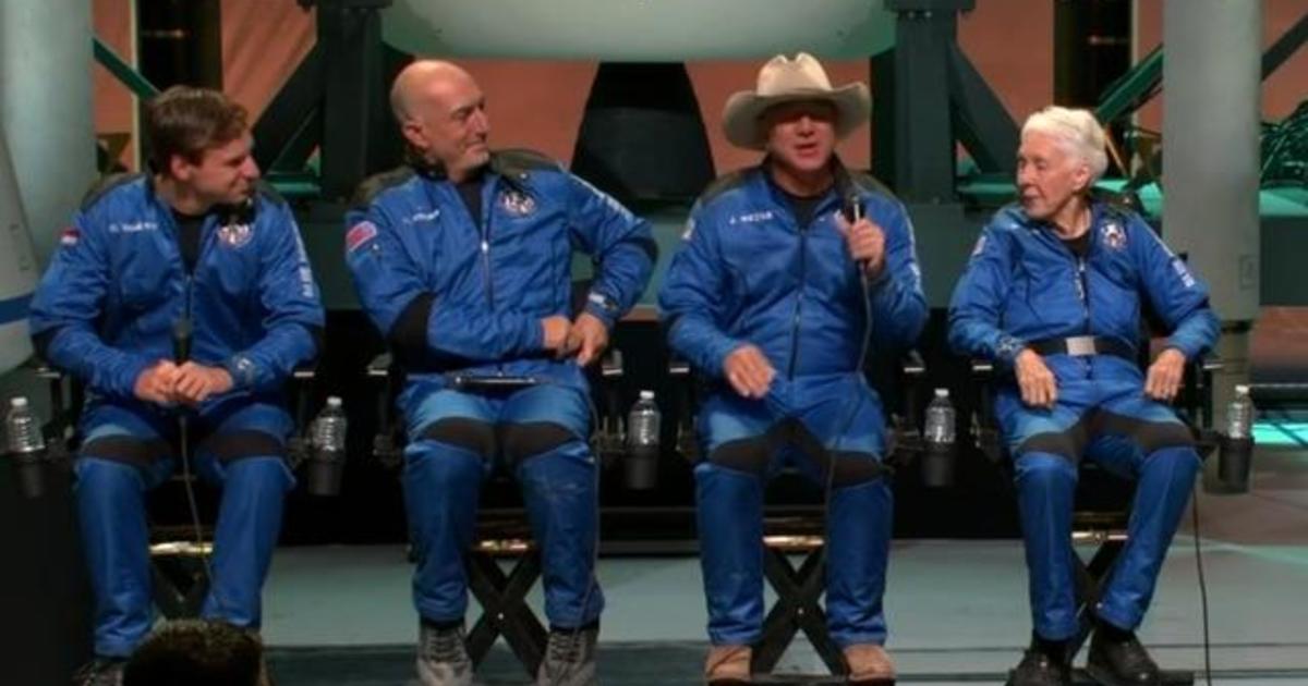 "How it felt? Oh my God!": Jeff Bezos and Blue Origin crew ...