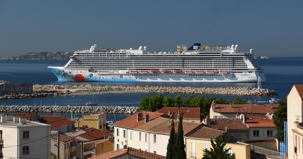 Federal judge OK's Norwegian Cruise Line requiring proof that passengers have been vaccinated, temporarily blocking Florida law banning such requirements