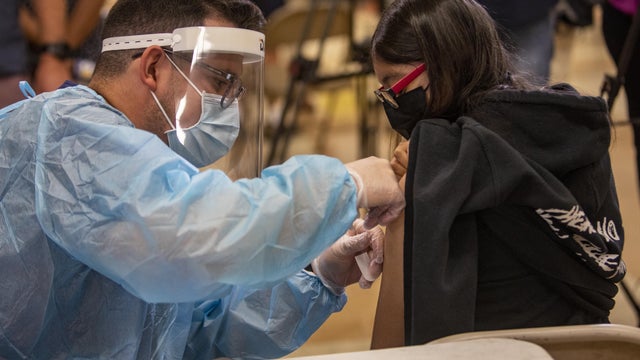 Los Angeles Unified School District Launches Mobile Vaccine Clinics 