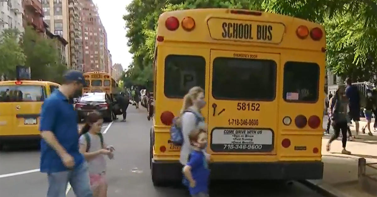 NYC schools reopen without COVID vaccine mandate for students: "We have to get it right"