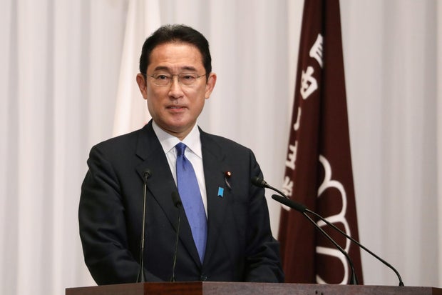 Former top diplomat Fumio Kishida set to become Japan's next prime minister