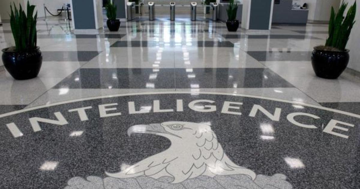 What recruiting spies and developing literary plots have in common - "Intelligence Matters"