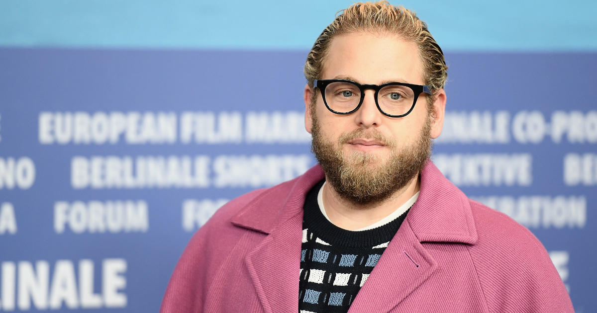 Jonah Hill asks fans to stop commenting on his body: "It's not helpful"