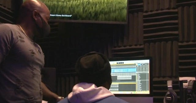 Alternative education program uses music to motivate