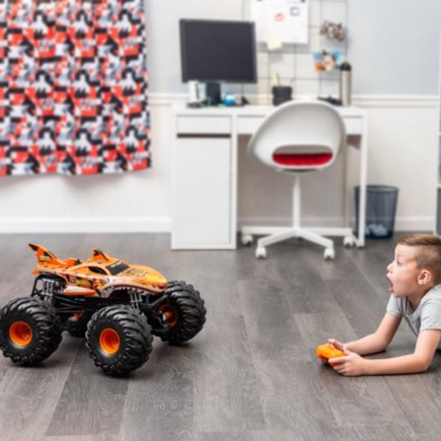 New Bright 1:6 scale Hot Wheels Tiger Shark 