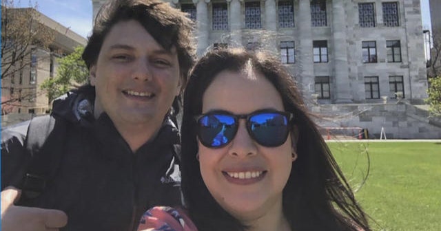 Couple invited to Thanksgiving by 200 strangers