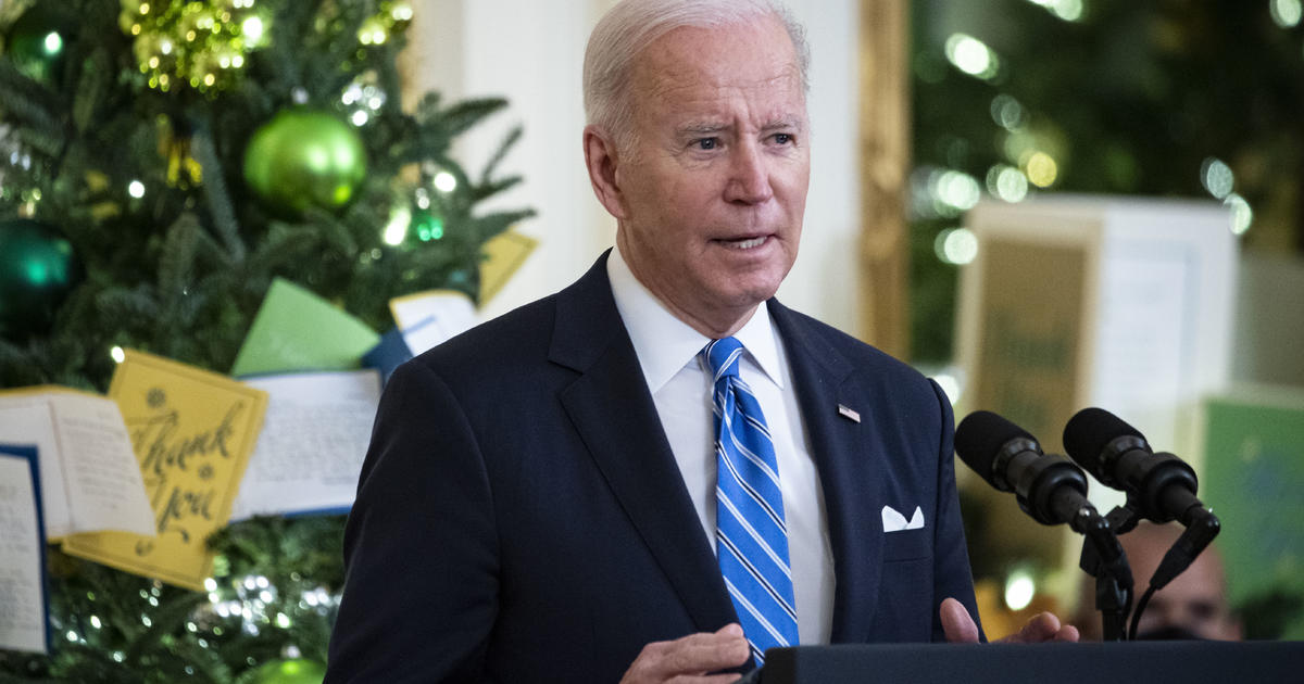 Biden extends pause on student loan repayments through May 1