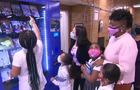 cbsn-fusion-nyc-students-rewarded-with-book-vending-machine-thumbnail-861564-640x360.jpg 