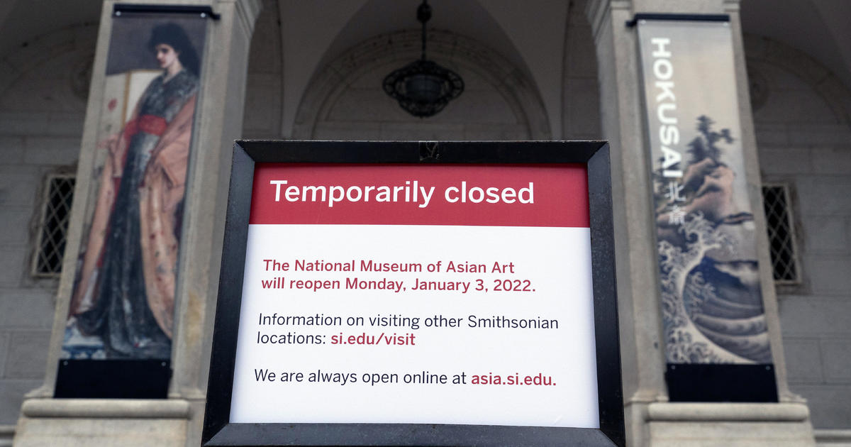 Smithsonian Temporarily Closes Four Museums as Surging Coronavirus Cases Cause Staffing Shortages