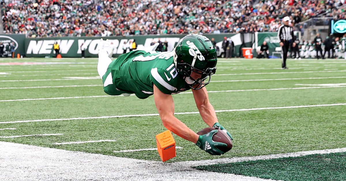 Jets off to fast start in free agency, re-sign Berrios, reach deal with guard Tomlinson - Vimarsana News