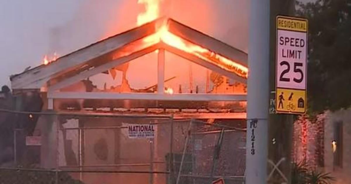 Fire that destroyed Knoxville Planned Parenthood building was set, officials say