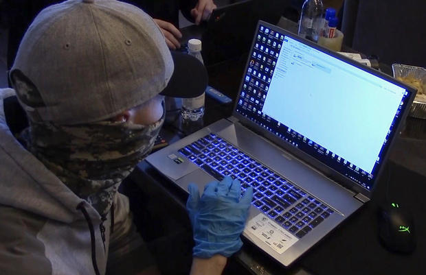 FSB detains hackers spreading ransomware viruses 