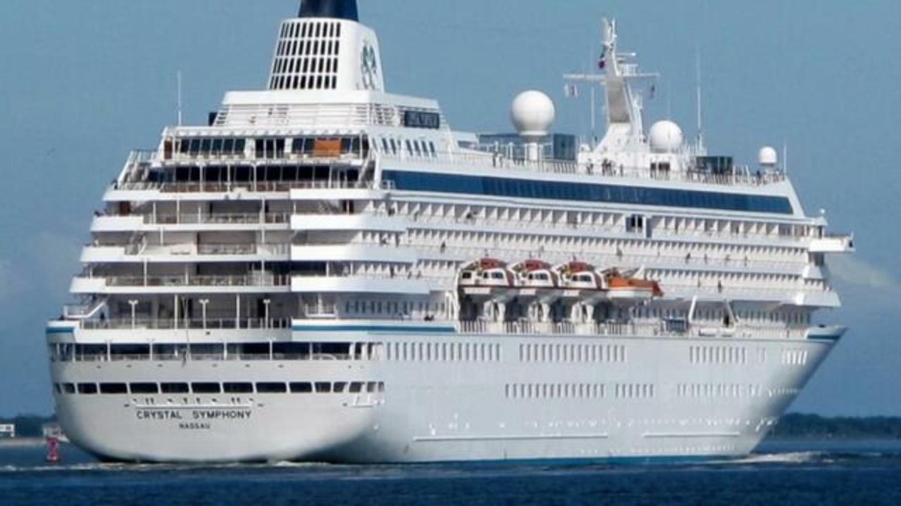 Cruise ship heads to Bahamas after U.S. issues arrest warrant - CBS News