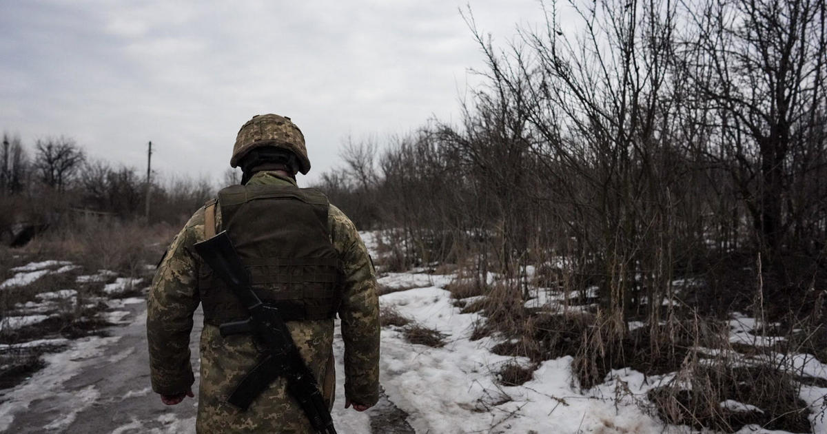 Between Russia and Ukraine, Americans say either stay out or side with Ukraine - CBS News poll
