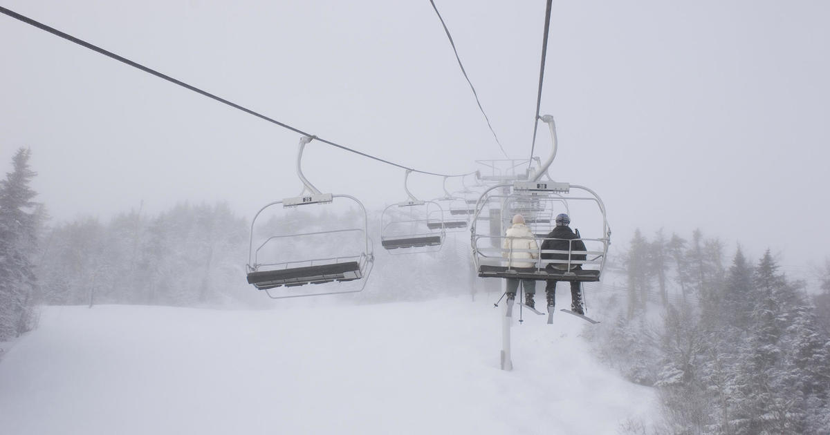 Vermont parents charged with leaving child in car while they went skiing