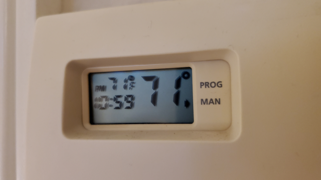 thermostat.png 