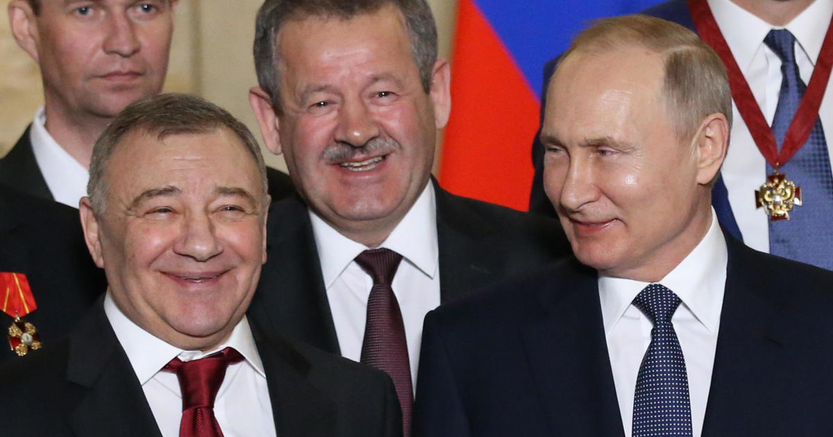 What is a Russian oligarch? Here’s what to know as the U.S. rolls out sanctions – CBS News