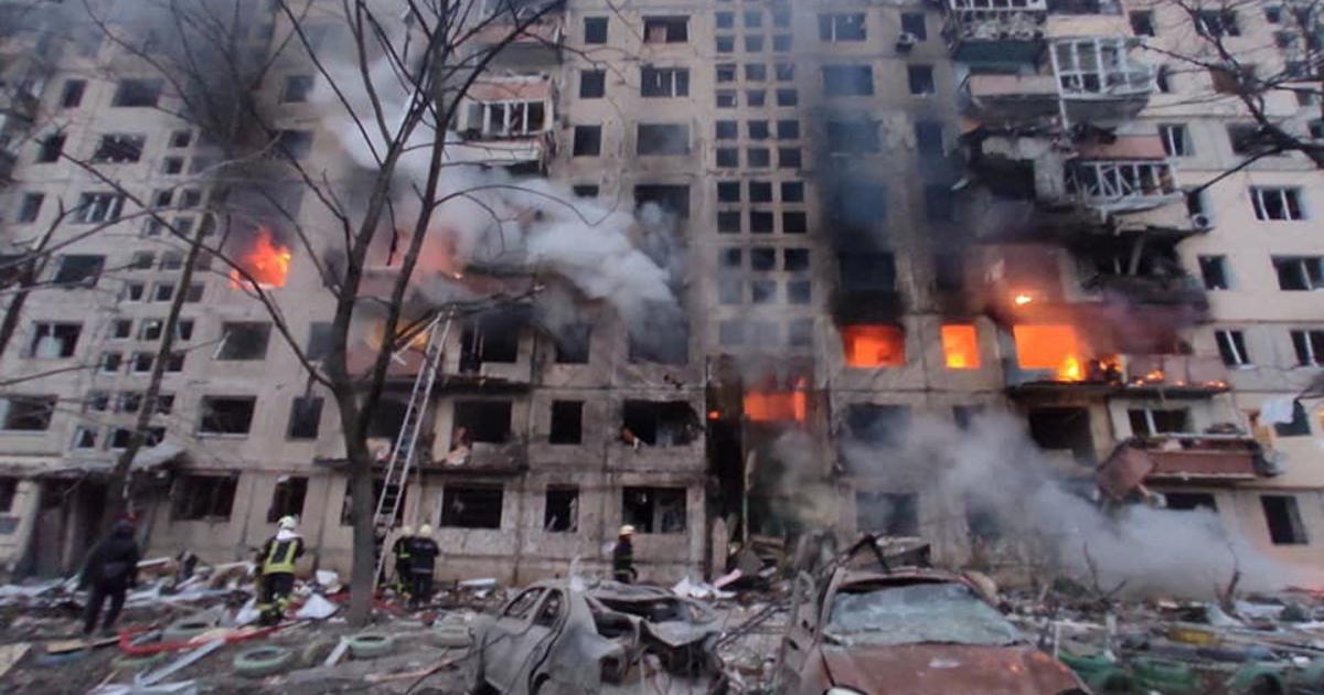 Apartment building shelled in Kyiv as talks slated on more civilian corridors