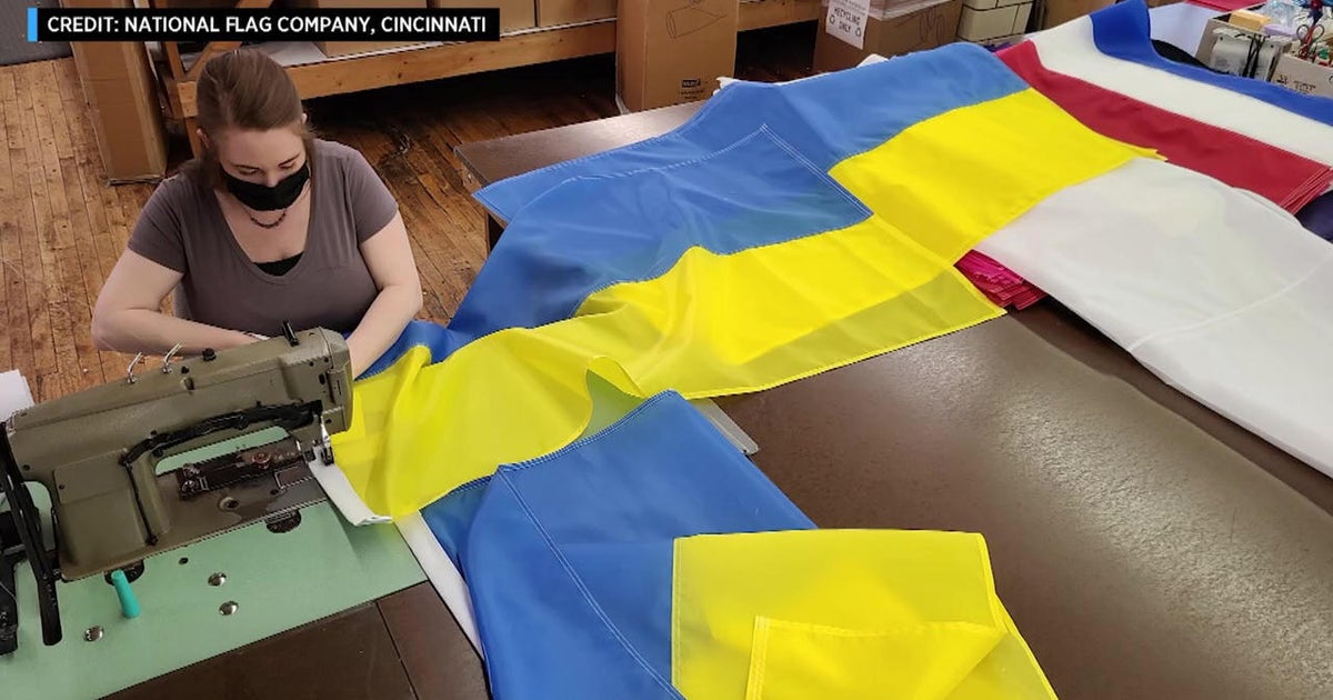 War sends demand for Ukrainian flag soaring: "They're using it show their solidarity" - Vimarsana News