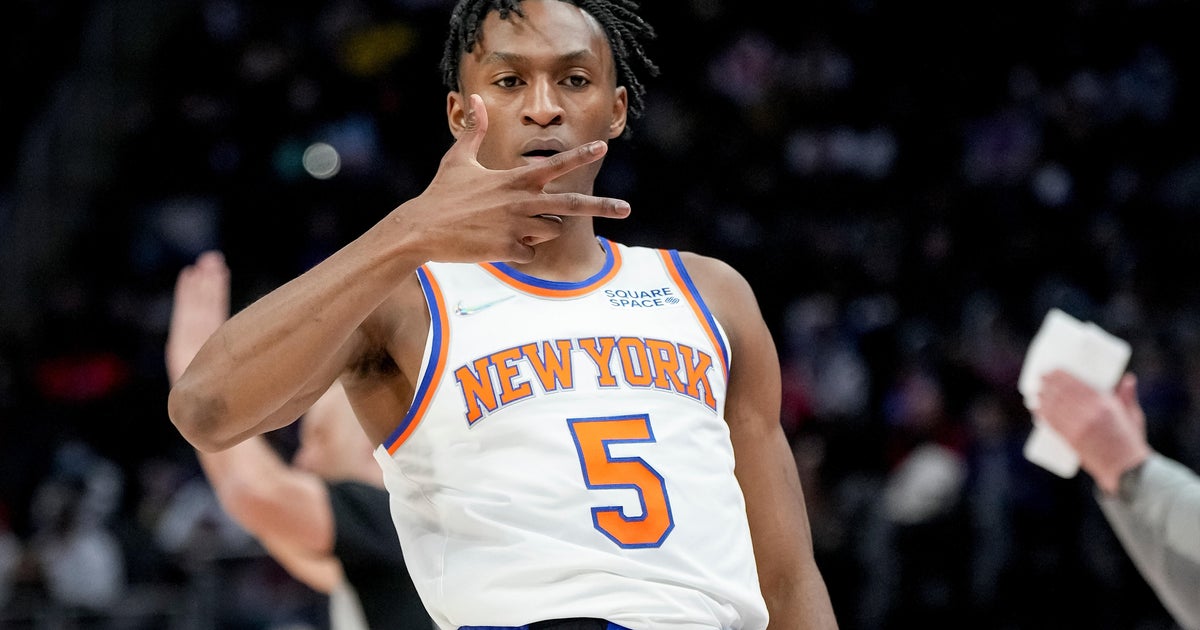 Knicks put 6 in double figures, hang on to defeat Pistons - Vimarsana News