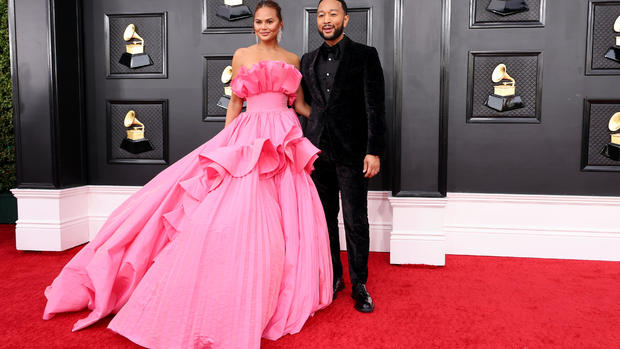 Grammys 2022: The hottest looks from the Grammys red carpet 