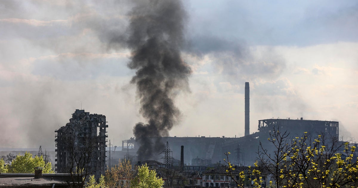 Civilian rescue operation underway in Mariupol as Russian forces enter steel plant