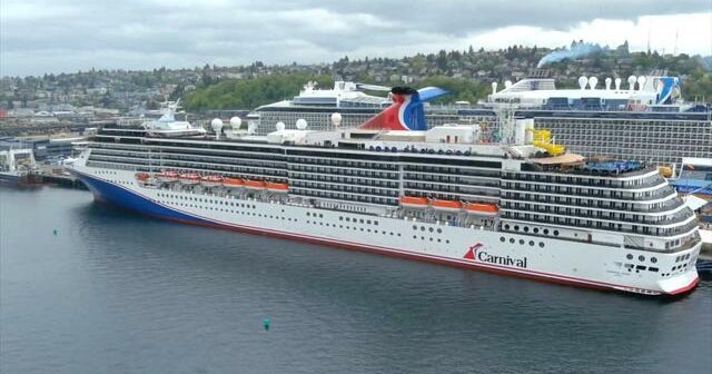 Carnival cruise ship mishandled COVID outbreak, passenger says: “This ship was so unprepared” – CBS News