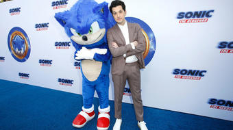 "Sonic the Hedgehog 2" star Ben Schwartz talks about his big comedy break 