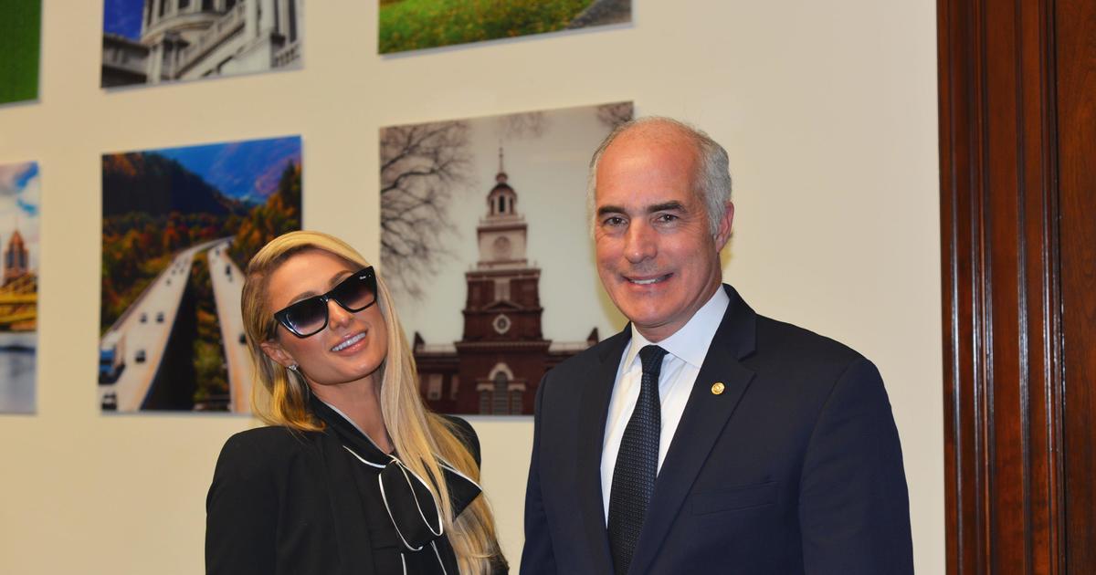 Paris Hilton speaks to Sen. Bob Casey during White House visit to advocate for institutionalized youth